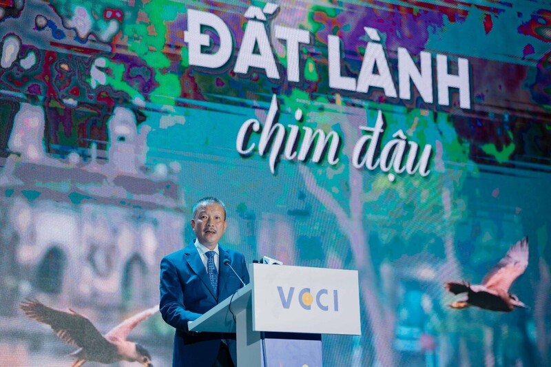 Ông Nguyễn Duy Hưng đại diện Tân Hiệp Phát phát biểu tại Hội nghị.