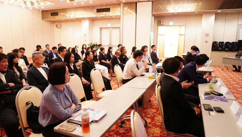 Các đại biểu tham dự hội thảo.
