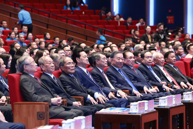 Tổng Bí thư, Chủ tịch nước Tô Lâm và Lãnh đạo Đảng, Nhà nước, nguyên Lãnh đạo Đảng, Nhà nước dự Đại hội. Ảnh: Hải Nguyễn