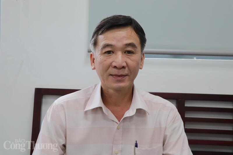 Bác sĩ Chuyên khoa II Lê Công Thọ, Giám đốc Trung tâm Y tế Quân - Dân y Côn Đảo. Ảnh: Thanh Tuấn