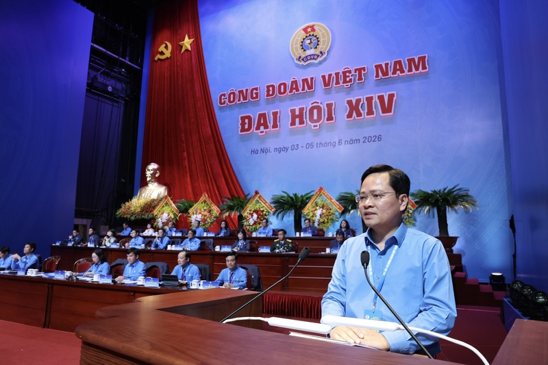 Ông Nguyễn Anh Tuấn - Ủy viên Trung ương Đảng, Phó Chủ tịch Ủy ban Trung ương Mặt trận Tổ quốc Việt Nam, Chủ tịch Tổng Liên đoàn Lao động Việt Nam phát biểu tại phiên làm việc thứ tư Đại hội XIV Công đoàn Việt Nam.                Ảnh: Nguyễn Hải