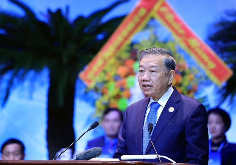 Tổng Bí thư, Chủ tịch nước Tô Lâm phát biểu tại Đại hội Công đoàn Việt Nam lần thứ XIV, nhiệm kỳ 2026–2031. Ảnh: TTXVN