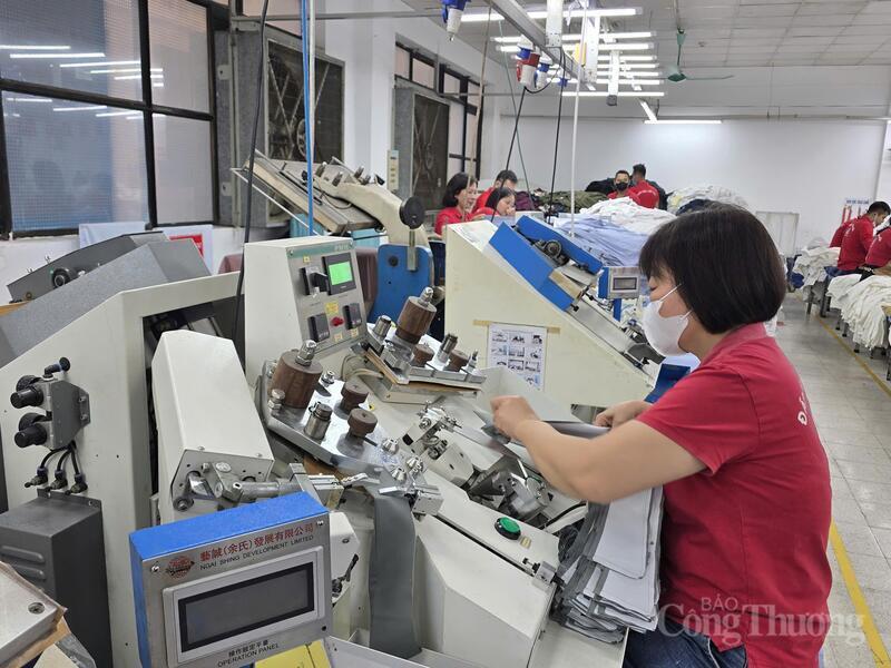 Tổng công ty May 10 tiêu biểu trong việc đẩy mạnh sản xuất theo hướng "xanh hoá". Ảnh: Thu Hường