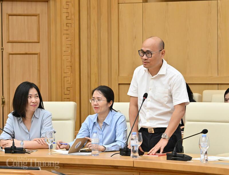 Cục trưởng Cục Phòng vệ thương mại Lương Hoàng Thái góp ý về những giải pháp nâng cao hiệu quả hoạt động phối hợp trong thời gian tới