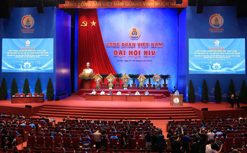 Chương trình Thủ tướng Chính phủ trao đổi, thảo luận với Đại biểu dự Đại hội XIV Công đoàn Việt Nam với chủ đề: "Công đoàn Việt Nam đồng hành với Chính phủ nâng cao năng suất lao động, thực hiện mục tiêu tăng trưởng hai con số". Ảnh: Tuấn Anh