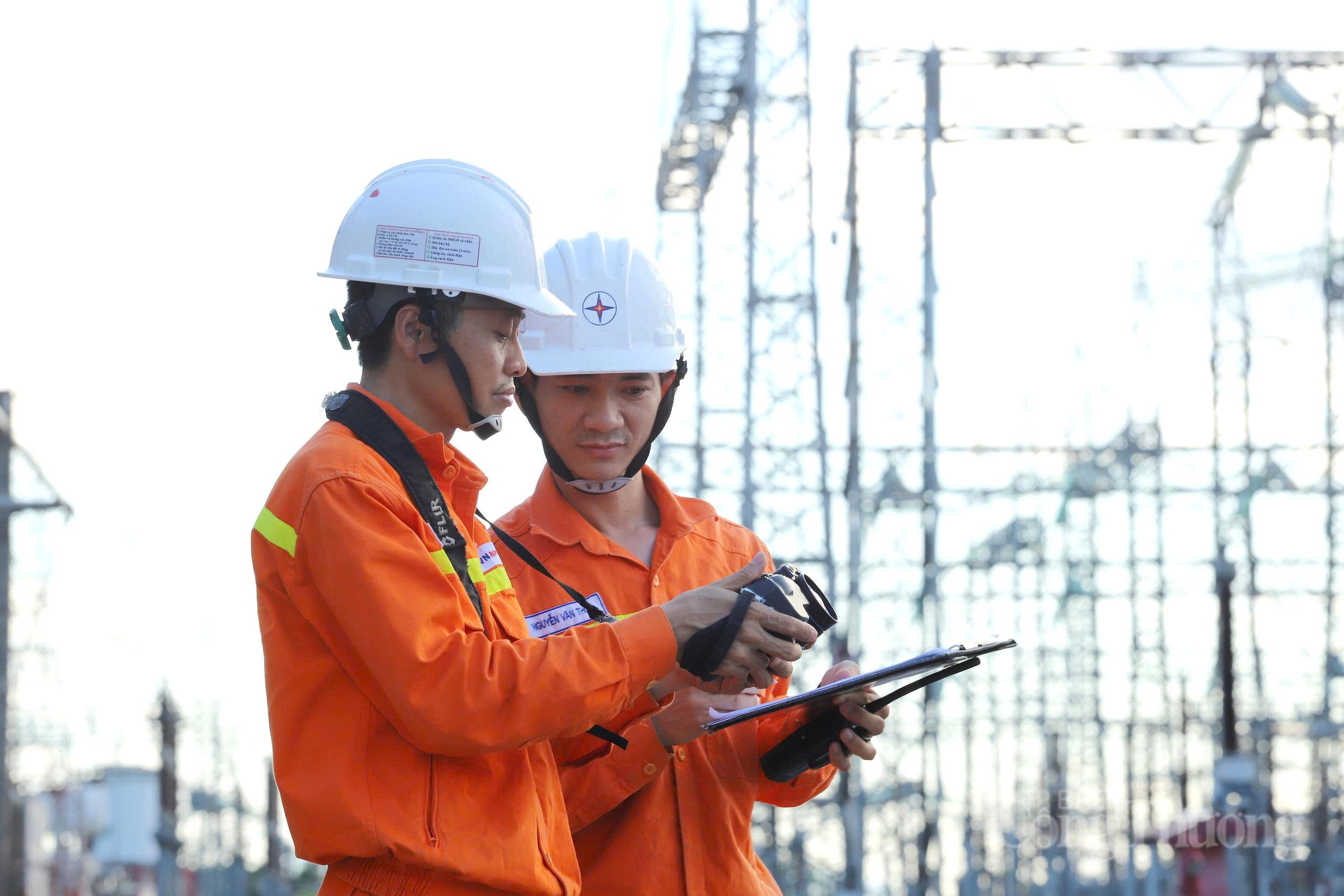 Thông tư mới tạo thuận lợi để vận hành thị trường theo nguyên tắc công khai, minh bạch. Ảnh: Mạnh Hùng