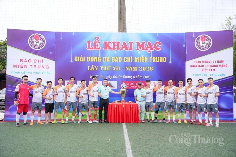 Đây là sân chơi truyền thống được các nhà báo, phóng viên tại các tỉnh miền Trung luân phiên tổ chức kể từ năm 2014.