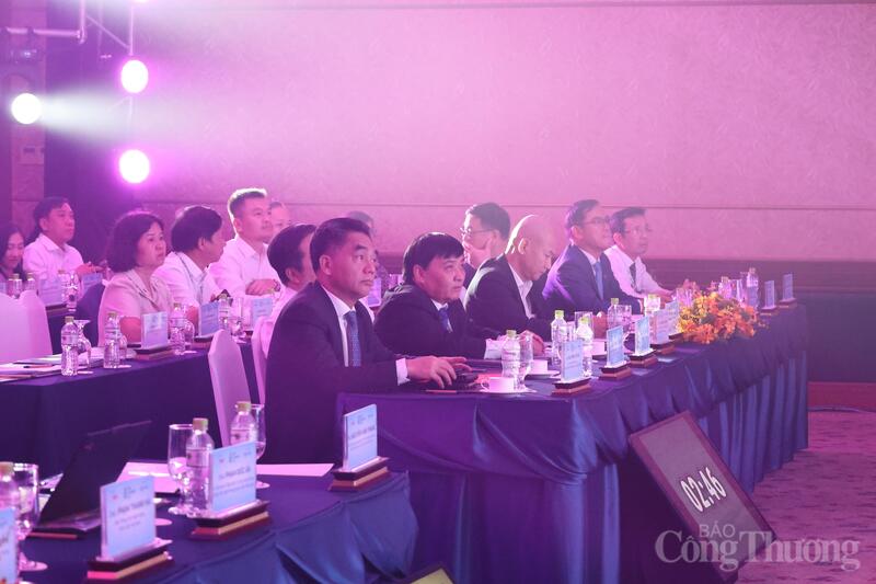 Các đại biểu tham dự khai mạc Lễ hội Tài chính số 2026.