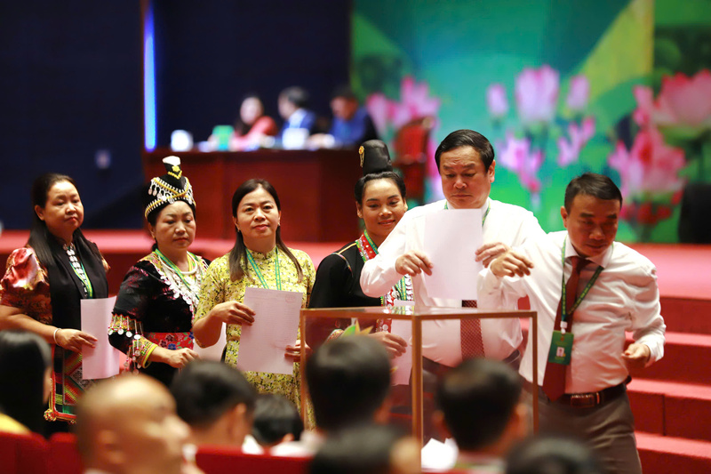 Các đại biểu tiến hành bỏ phiếu bầu Ban Chấp hành Trung ương Hội Nông dân Việt Nam khóa IX, nhiệm kỳ 2026 – 2031. Ảnh: Hưng Phạm