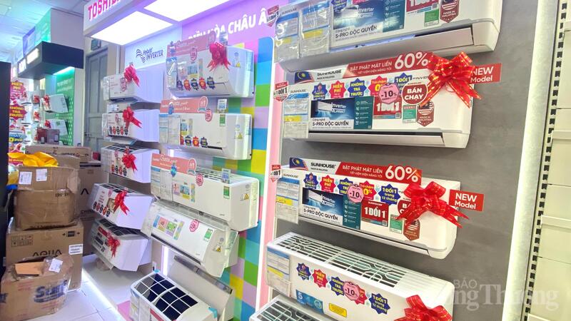 Các hãng điều hòa công nghệ mới tiết kiệm điện năng được các trung tâm điện máy tại Hải Phòng thực hiện chương trình giảm giá sâu ưu đãi cho khách hàng trong thời tiết nắng nóng kéo dài.