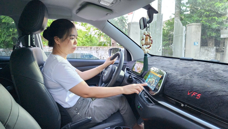 Từ khi chuyển sang VF 5, chị Dung gần như không cần bận tâm tới chi phí nuôi xe