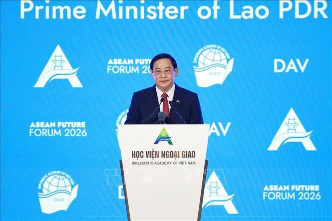 Thủ tướng Lào Sonexay Siphandone phát biểu tại Phiên khai mạc Diễn đàn Tương lai ASEAN lần thứ ba. Ảnh: Dương Giang/TTXVN