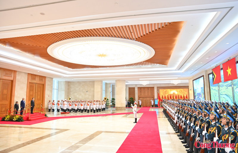 Nhận lời mời của Thủ tướng Chính phủ Lê Minh Hưng, Thủ tướng nước Cộng hòa Dân chủ Timor-Leste Kay Rala Xanana Gusmão đã đến Thủ đô Hà Nội, bắt đầu chuyến thăm chính thức Việt Nam và tham dự Diễn đàn Tương lai ASEAN lần thứ ba từ ngày 7-10/6/2026.