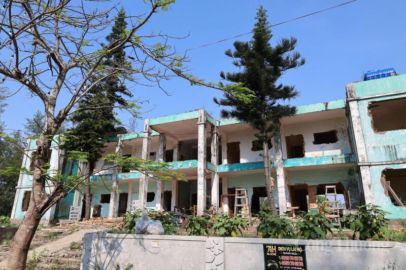 Một trong những dự án du lịch tại xã Tịnh Khê bị xuống cấp trầm trọng. Ảnh: Nguyễn Dương