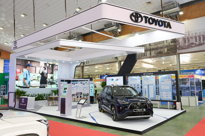 Gian hàng Toyota.