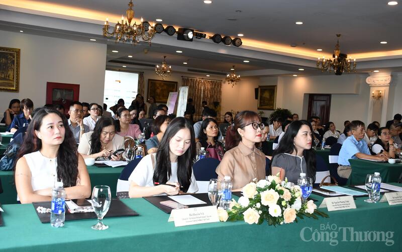 Đại biểu tham dự sự kiện. Ảnh: Thanh Minh.