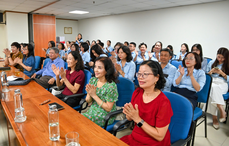 Ngọn lửa nhiệt huyết thắp sáng chặng đường phát triển Báo Công Thương - 5