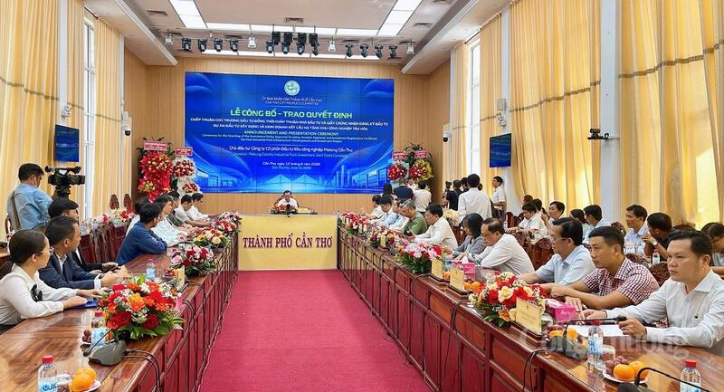 Quang cảnh tại buổi lễ. Ảnh: Khánh Ngọc.