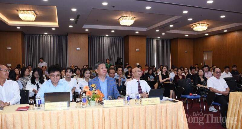 Đại biểu tham dự sự kiện. Ảnh: Thanh Minh.