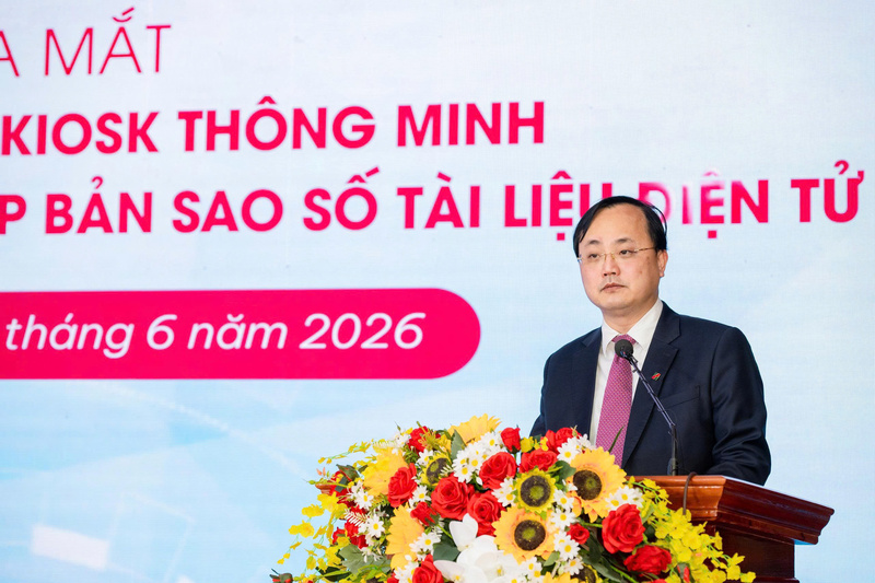 Ông Tô Huy Vũ, Chủ tịch Hội đồng thành viên Ngân hàng Nông Nghiệp và Phát triển Nông Thôn Việt Nam phát biểu. Ảnh: Ban tổ chức