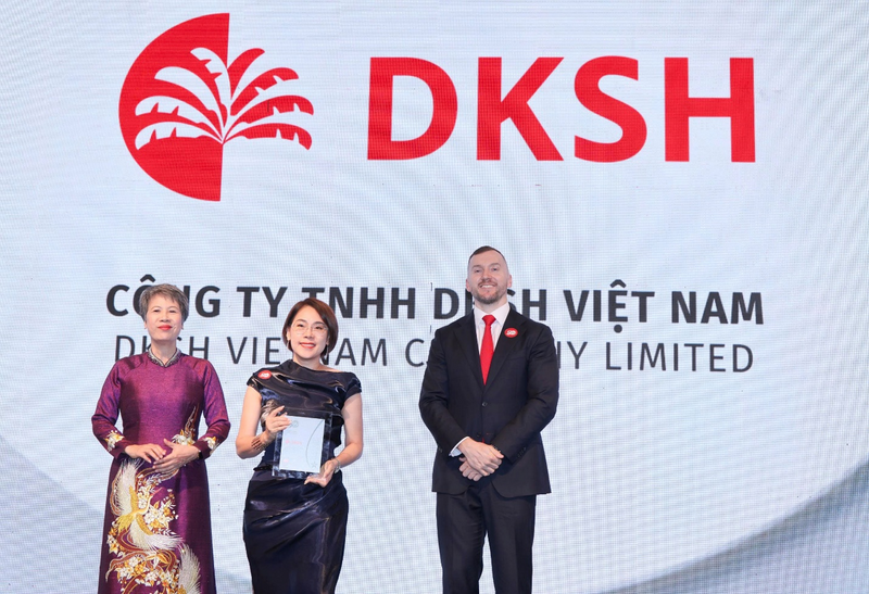 DKSH Việt Nam được vinh danh hạng mục "Ngôi sao Bình đẳng giới" tại Lễ trao giải TOP 50 doanh nghiệp Phát triển Bền vững (TOP 50 CSA) 2026