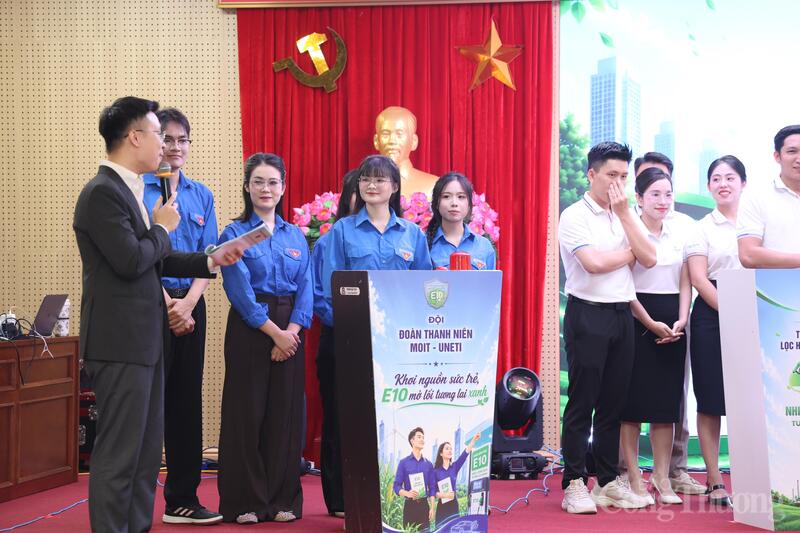 Đội Đoàn Thanh niên Bộ Công Thương - UNETI tại cuộc thi. Ảnh: QT.