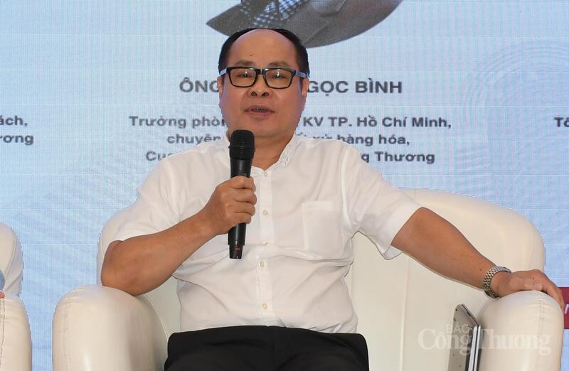 Ông Trần Ngọc Bình, Trưởng phòng Quản lý xuất nhập khẩu khu vực TP. Hồ Chí Minh. Ảnh: Thanh Minh.