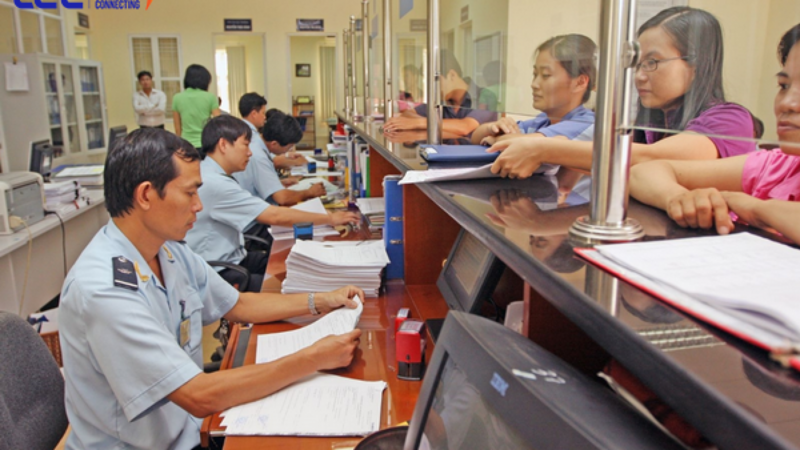 Dự thảo Luật Hải quan sửa đổi quy định, chủ quản nền tảng thương mại điện tử có trách nhiệm khai hải quan và làm thủ tục hải quan. Ảnh minh hoạ