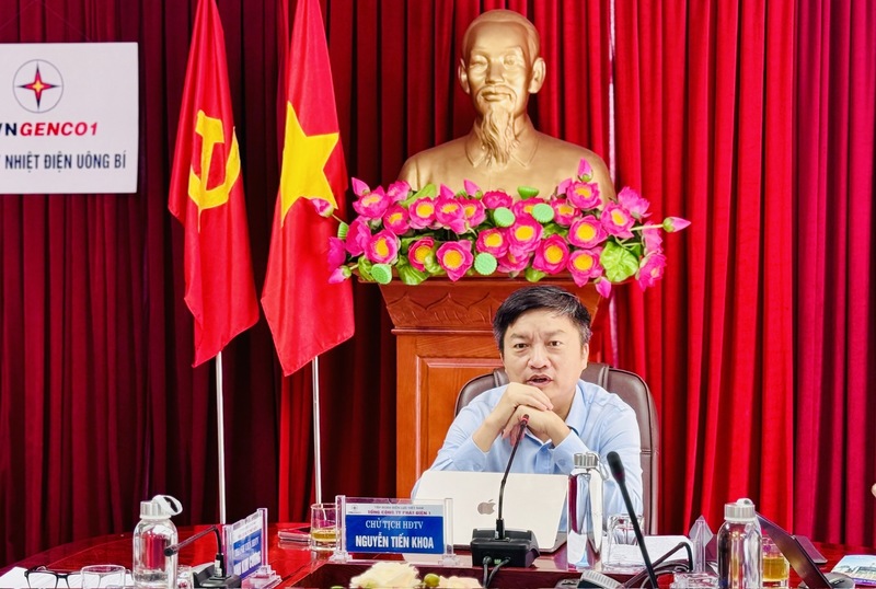 Ông Nguyễn Tiến Khoa - Chủ tịch Hội đồng thành viên Tổng công ty Phát điện 1 tại buổi làm việc với Công ty Nhiệt điện Uông Bí.