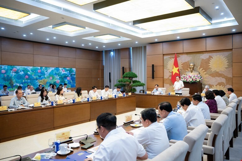 Chủ tịch Quốc hội Trần Thanh Mẫn chủ trì cuộc làm việc với 3 cơ quan về triển khai công tác phối hợp phục vụ hoạt động đối ngoại của Quốc hội, của lãnh đạo Quốc hội. Ảnh: Quochoi.vn