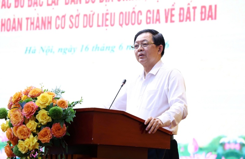 Phó Thủ tướng Hồ Quốc Dũng phát biểu tại Hội nghị. Ảnh: VGP/Gia Huy