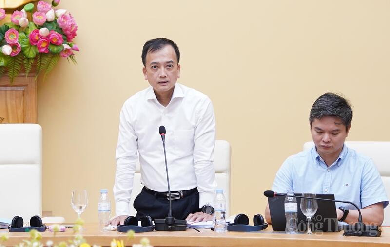 Ông Trịnh Quốc Vũ - Phó Cục trưởng Cục Điện lực phát biểu tại cuộc họp - Ảnh: Nguyên Thảo