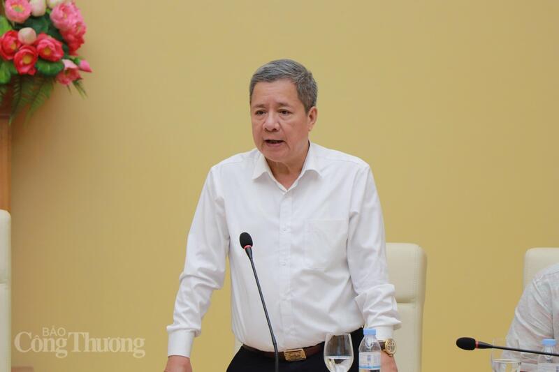 Bộ Công Thương họp về giải pháp đảm bảo nguồn than nhập khẩu cho sản xuất điện - 3