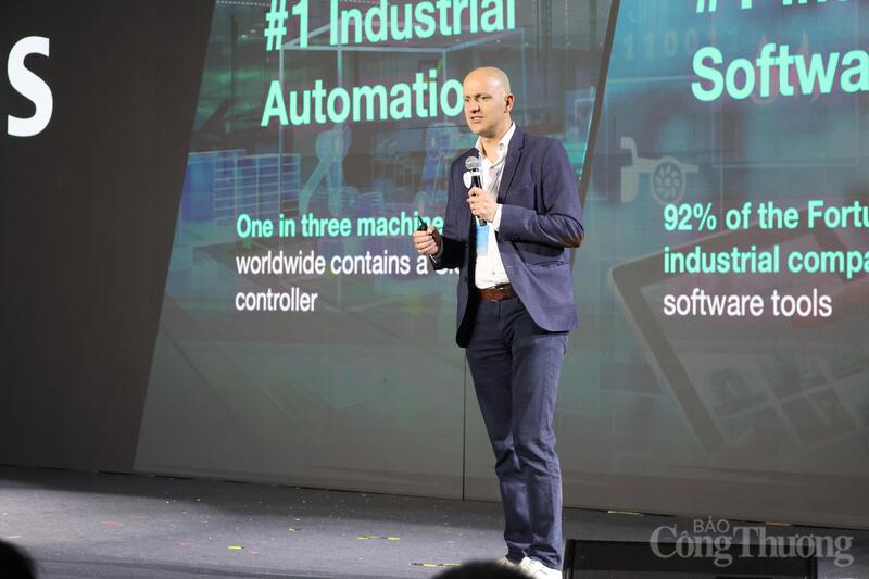 Ông Jornt Moerland, Phó Chủ tịch cấp cao khu vực Châu Á - Thái Bình Dương, Công ty Siemens Digital Industries Software phát biểu tại sự kiện.