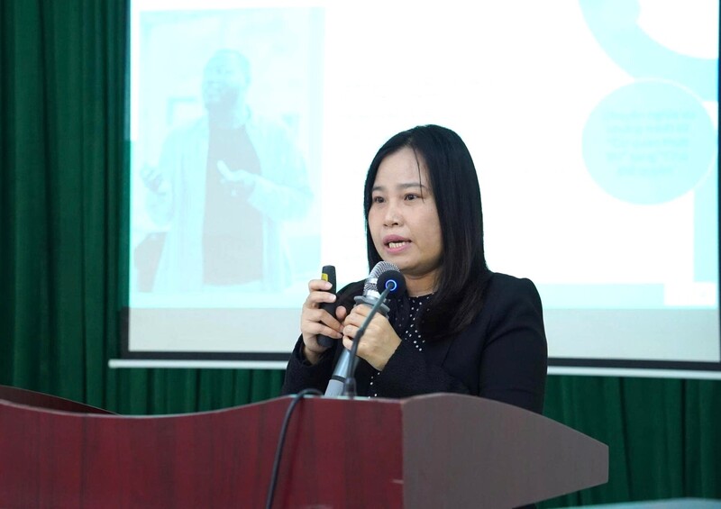 Luật sư Nguyễn Thị Bảo Hằng, đối tác pháp lý của React tại Việt Nam cập nhật quy định pháp luật về sở hữu trí tuệ. Ảnh: Mai Liễu