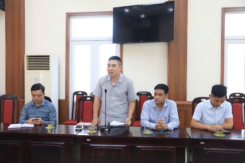Đại diện cơ quan báo chí phát biểu tại buổi gặp mặt