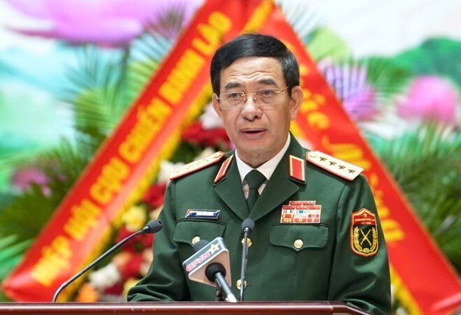 Đại tướng Phan Văn Giang, Ủy viên Bộ Chính trị, Phó Thủ tướng Chính phủ, Phó bí thư Quân ủy Trung ương, Bộ trưởng Bộ Quốc phòng phát biểu tại đại hội.  Ảnh: HC/laodong.vn