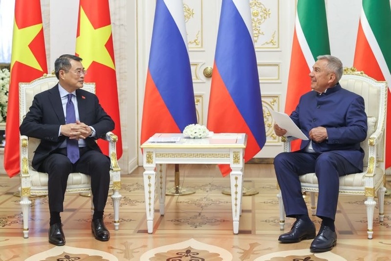 Thủ tướng Lê Minh Hưng cho biết Việt Nam quan tâm hợp tác với các doanh nghiệp công nghiệp mũi nhọn của Cộng hòa Tatarstan. Ảnh: VGP/Nhật Bắc