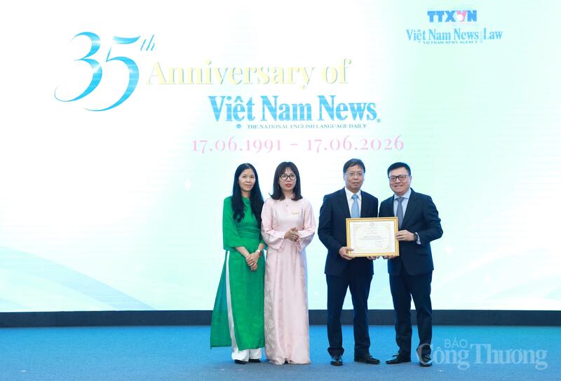 Báo Việt Nam News and Law nhận Bằng khen của Hội Nhà báo Việt Nam