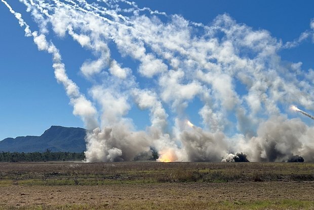 Pháo phản lực HIMARS. Ảnh: Topwar