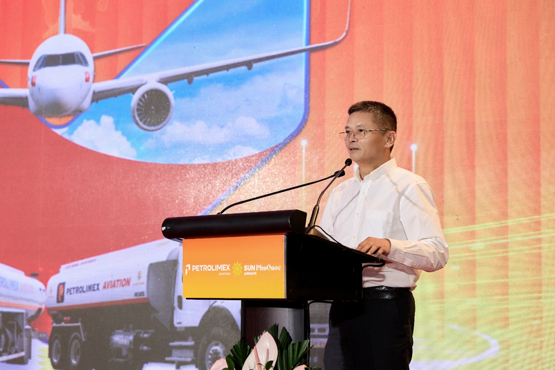 Ông Phạm Huy Thông – Chủ tịch HĐQT Petrolimex Aviation phát biểu bế mạc tại hội thảo
