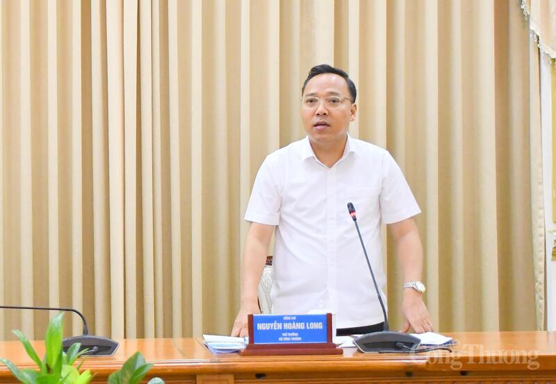 Thứ trưởng Nguyễn Hoàng Long. Ảnh: Thanh Minh.