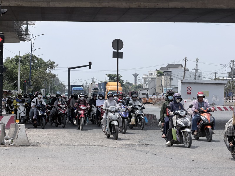 Thời tiết TP. Hồ Chí Minh hôm nay mưa dông gia tăng vào chiều tối, cục bộ có nơi mưa to. Ảnh: Minh Anh.