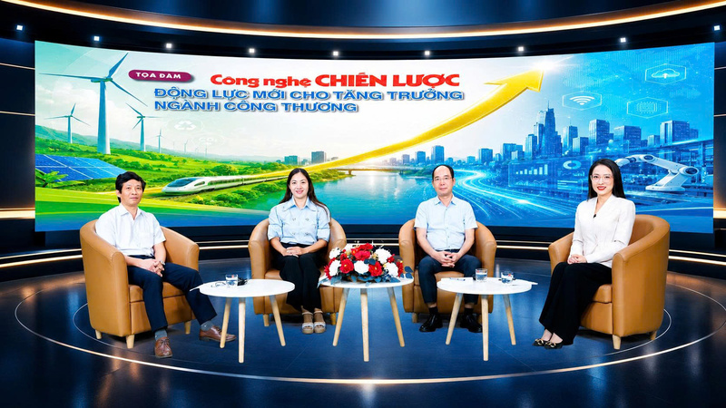 Tọa đàm: Công nghệ chiến lược - Động lực mới cho tăng trưởng ngành Công Thương. Ảnh: Quốc Chuyển