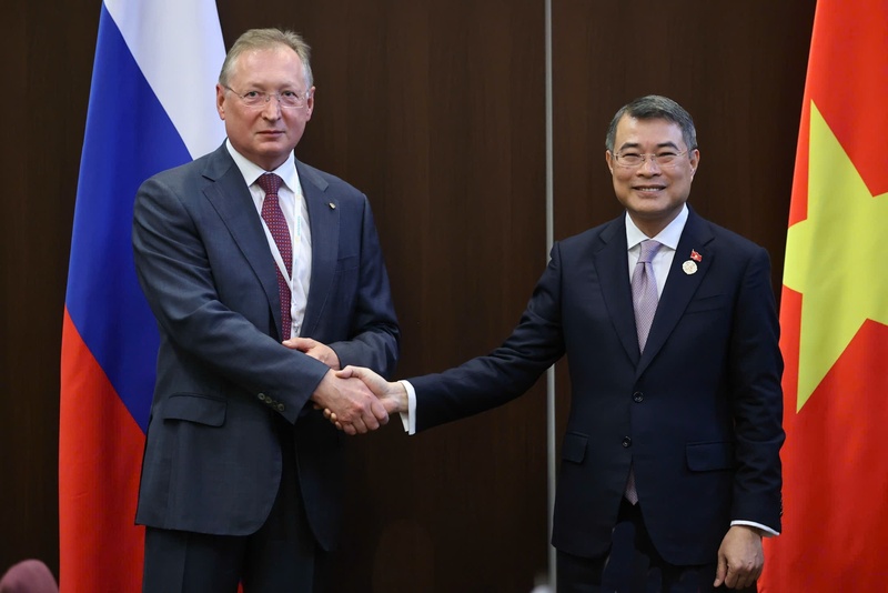 Thủ tướng Chính phủ Lê Minh Hưng tiếp ông S. Kudryashov, Tổng Giám đốc Công ty Zarubezhneft. Ảnh: VGP/Nhật Bắc