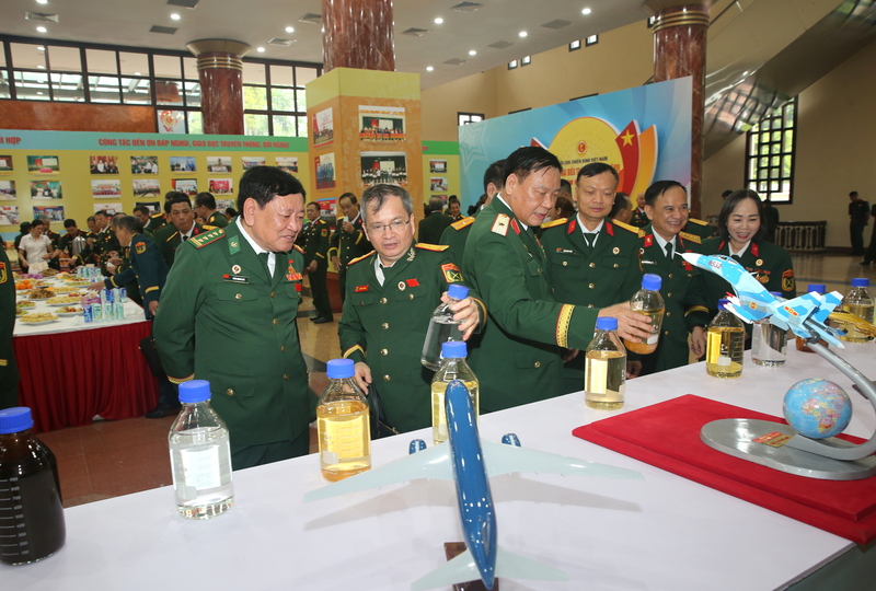 Gian hàng của BSR thu hút nhiều đại biểu đến tham quan và tìm hiểu. Ảnh: BSR