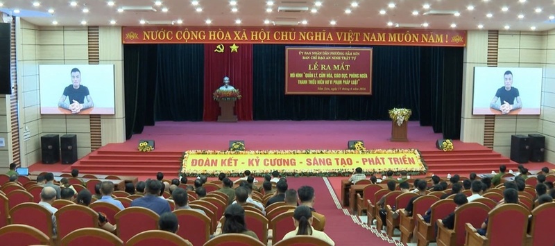 Phường Sầm Sơn ra mắt mô hình "Quản lý, cảm hóa, giáo dục, phòng ngừa thanh thiếu niên hư vi phạm pháp luật". Ảnh: Công an Thanh Hóa