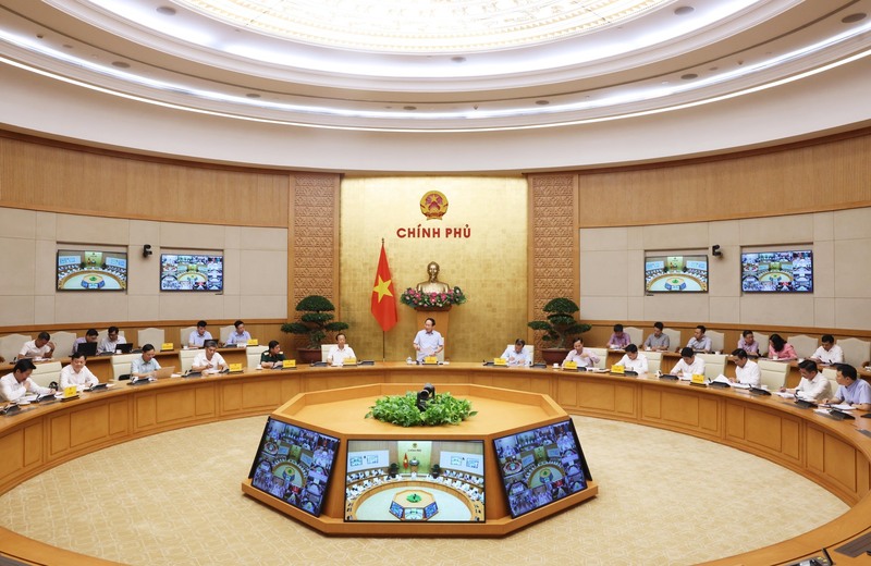 Phó Thủ tướng yêu cầu Chủ tịch UBND các tỉnh có cam kết bằng văn bản về tiến độ hoàn thành dự án, gửi Bộ Giáo dục và Đào tạo trước ngày 22/6 - Ảnh: VGP/Thu Sa