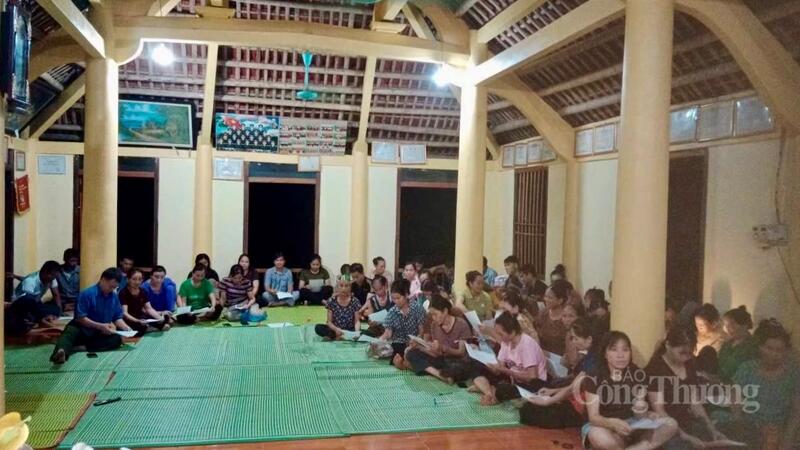Tại các thôn Tượng Sơn, Đồi, Phố, Khu dân cư Nông trường, Quảng Cư..., kết quả ghi nhận 99,06% người dân đồng thuận. Ảnh: Quốc Anh