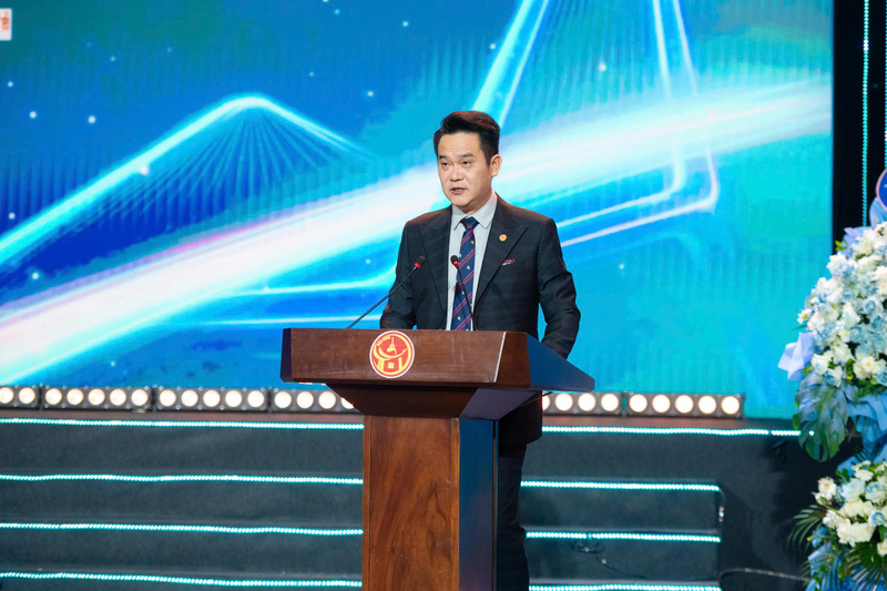 Ông Đặng Hồng Anh - Chủ tịch Hội Doanh nhân trẻ Việt Nam phát biểu tại diễn đàn
